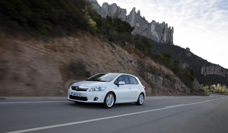  Toyota Auris HSD 2010 года  (фото 73 из 111)